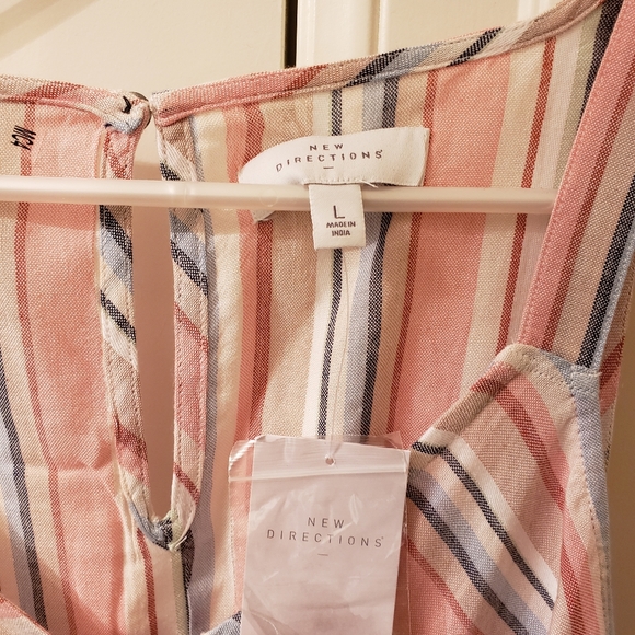 Host pick🥳 5.19.2021 New Directions jumpsuit - Picture 4 of 8